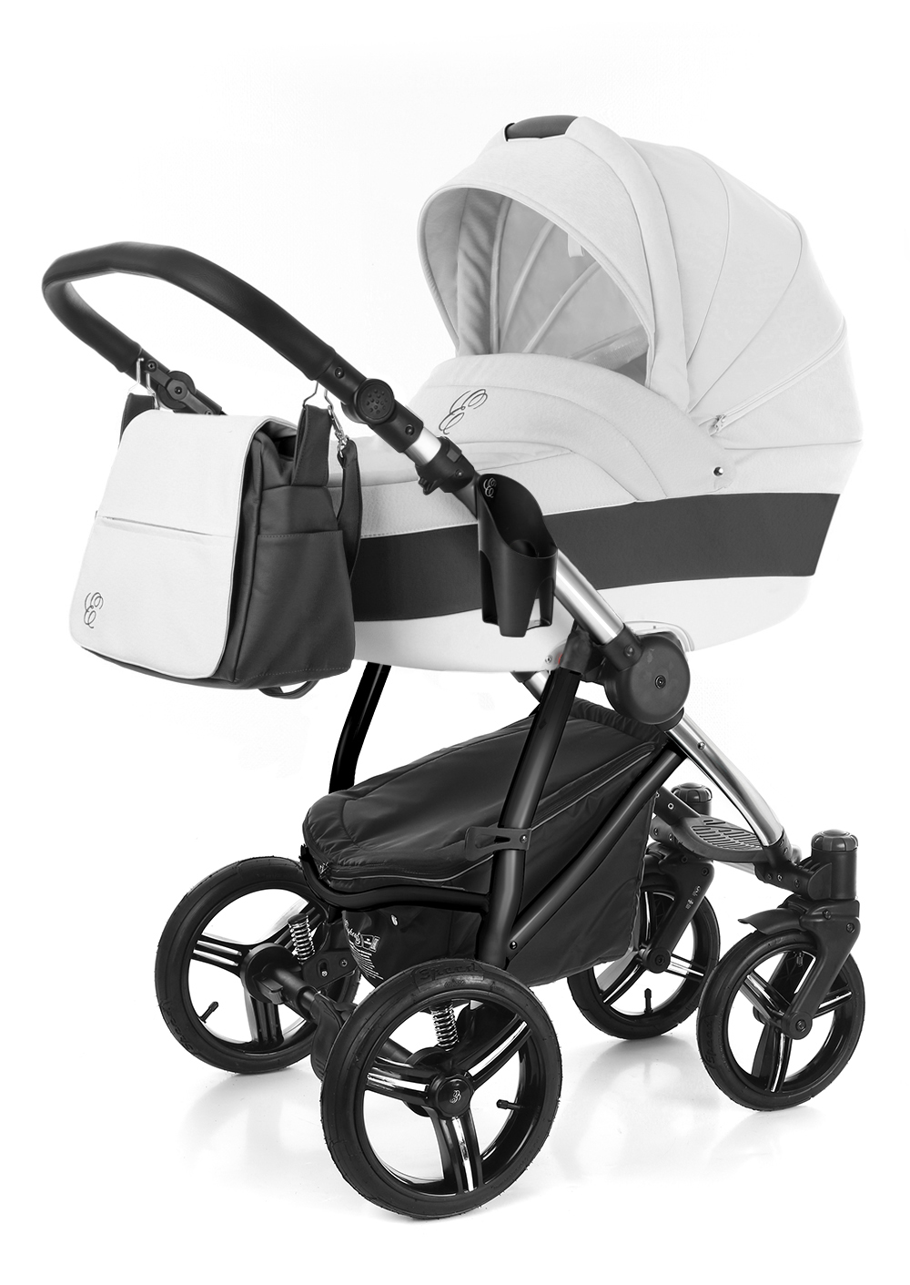 Коляска для новорожденных Esspero Grand Newborn Lux (шасси Chrome) White leatherette