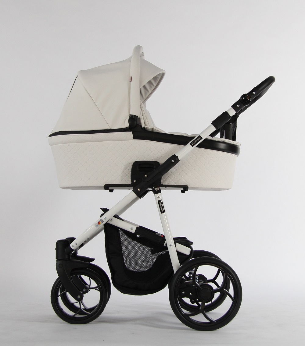 Коляска 2 в 1 Retrus Olivia 110