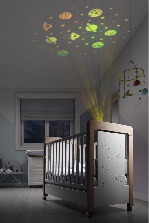 Кроватка Micuna Magic Mum Relax с LED-подсветкой 120x60 Waterwood/White