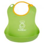 Нагрудник мягкий пластиковый для кормления ребенка BabyBjorn — зеленый