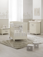 Детская кроватка Erbesi Lilli — слоновая кость