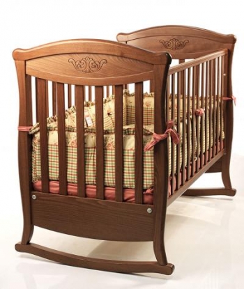 Детская кроватка Bambolina Principessa Classic 125x65 — орех