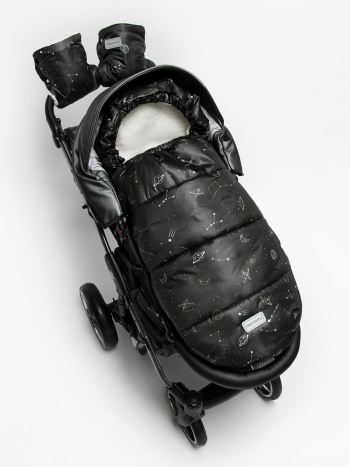 Конверт в коляску AMAROBABY Snowy Travel — Космос, черный, 105 см