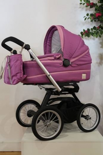 Коляска для новорожденных Inglesina Otutto на шасси Quad XT Black — (AB20B6FUX / AE64G0000)