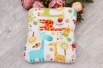 Подушки для малыша Amarobaby для кормления и сна жирафики — белый/желтый