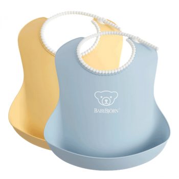 Нагрудник мягкий пластиковый (2 шт.) BabyBjorn "Soft Bib" [ art. 0463 ] — 41 / Нежно-голубой