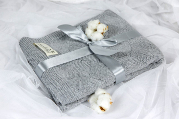 Плед вязаный Amarobaby 105*75 Ромбы — серый