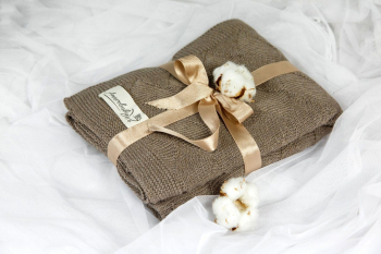 Плед вязаный Amarobaby 105*75 Ромбы — кофе