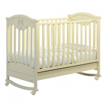 Детская кроватка Foppapedretti Charmant — Lattemiele