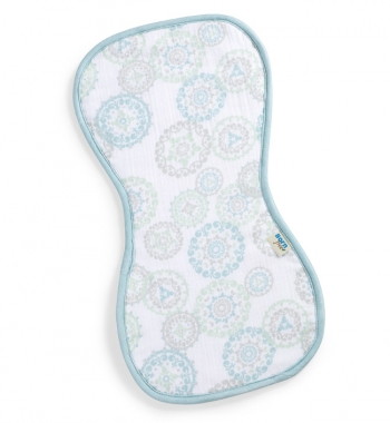 Защитная салфетка-накладка при срыгиваниях BornFree — цвет Deco Circle