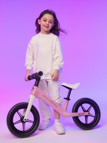Двухколесный беговел Amarobaby Riot — Розовый/Белый